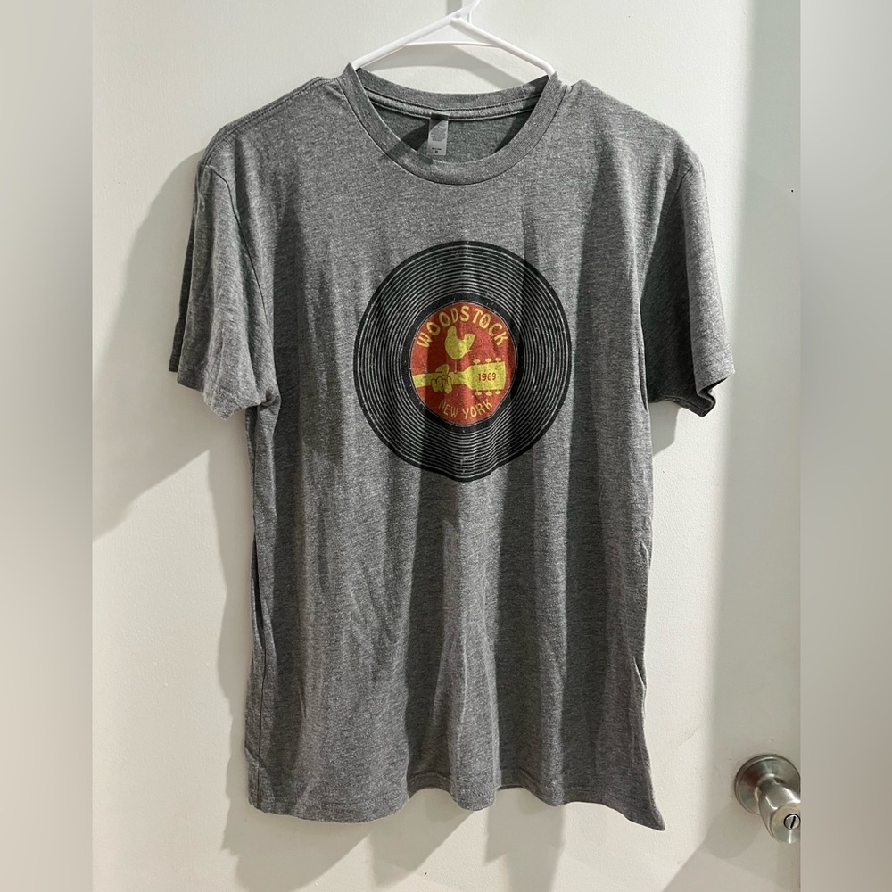 Next Level Apparel Grey Woodstock Record Graphic Tee, size medium
